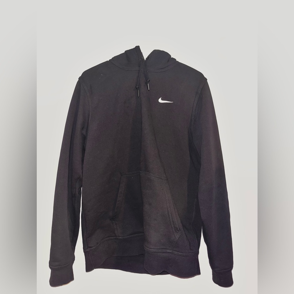 BLACK NIKE HOODIE